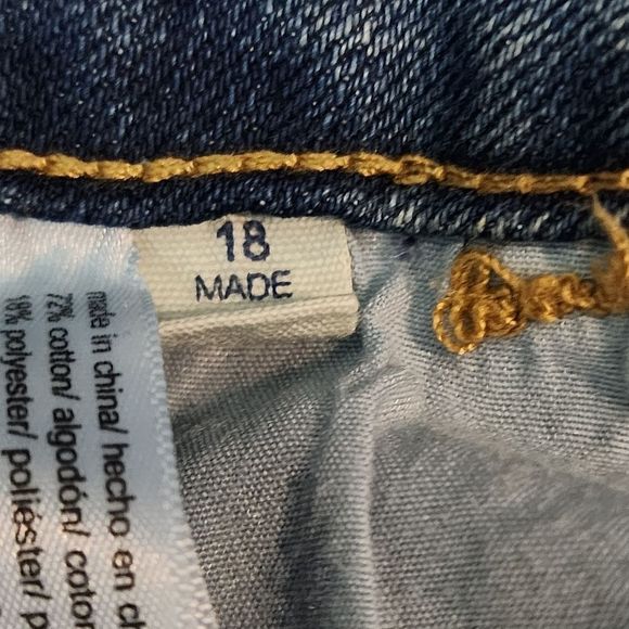 Eloquii Crop Wide Leg Jeans - Picture 13 of 14